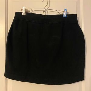 Black sweatshirt-material skirt